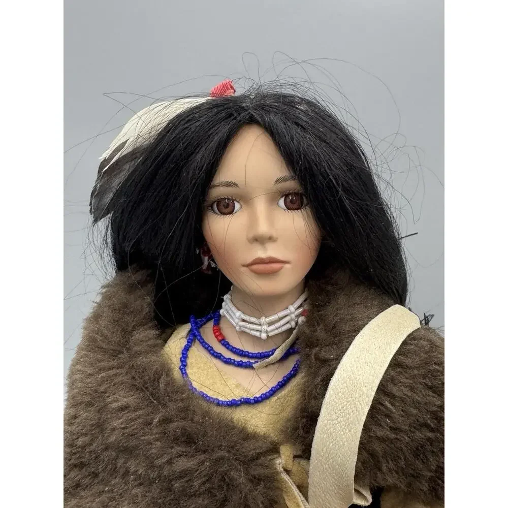 Vintage 1995 Pine Leaf Hamilton Collection Native American Doll 16”